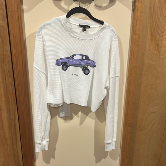 Forever 21 Tops - Stylish White Waffle Knit Top